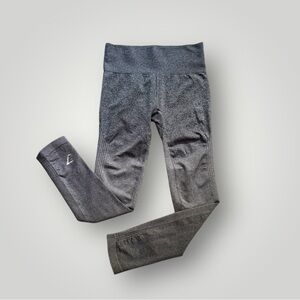 Women’s Gymshark Light Grey / Dark Grey Leggings! Medium!